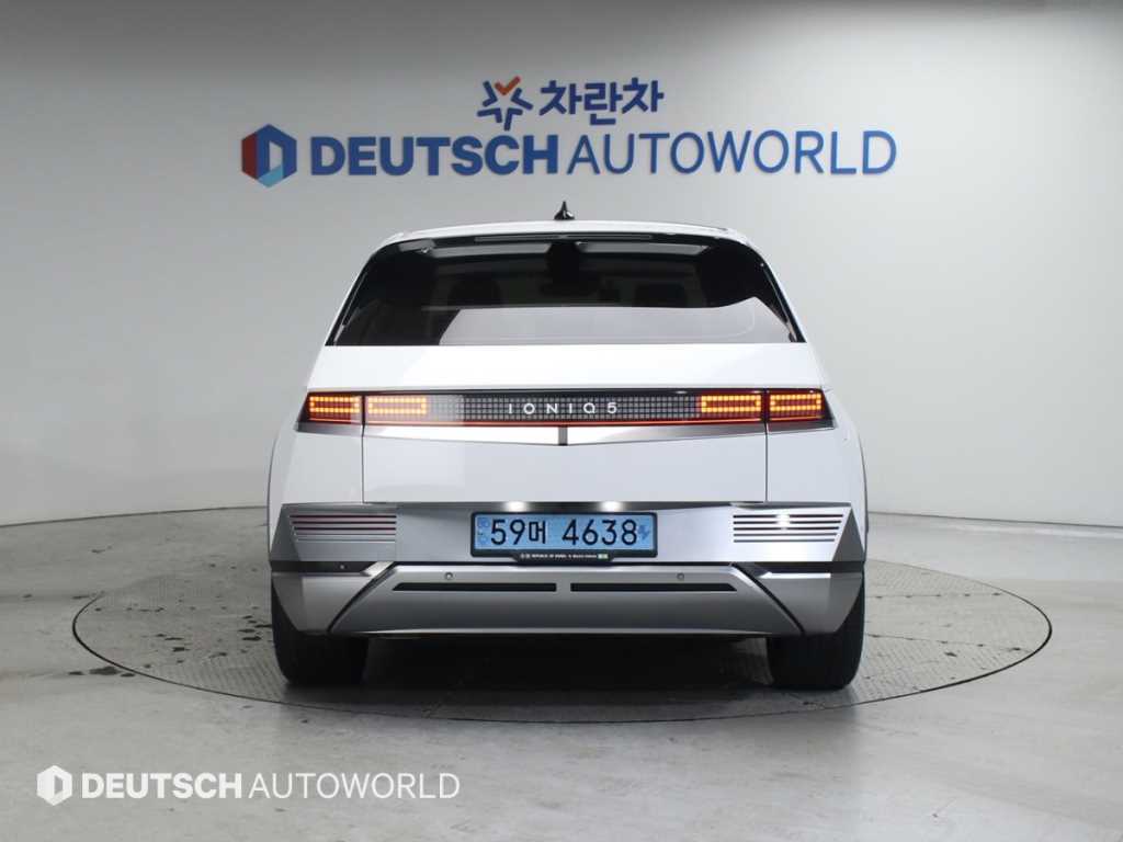 HYUNDAI Ioniq 5 - Vista 4