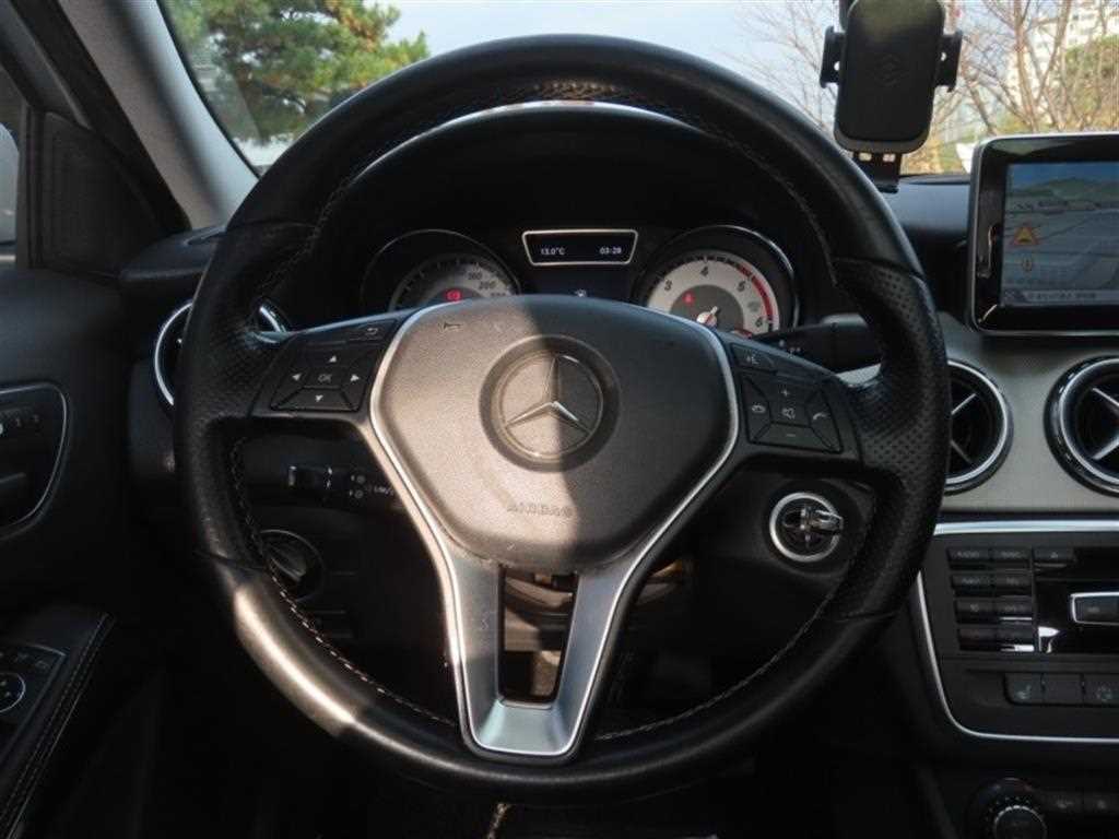 Mercedes Benz GLA Class 2015 - Importación desde Corea - HF Imports Iquique - Foto 16