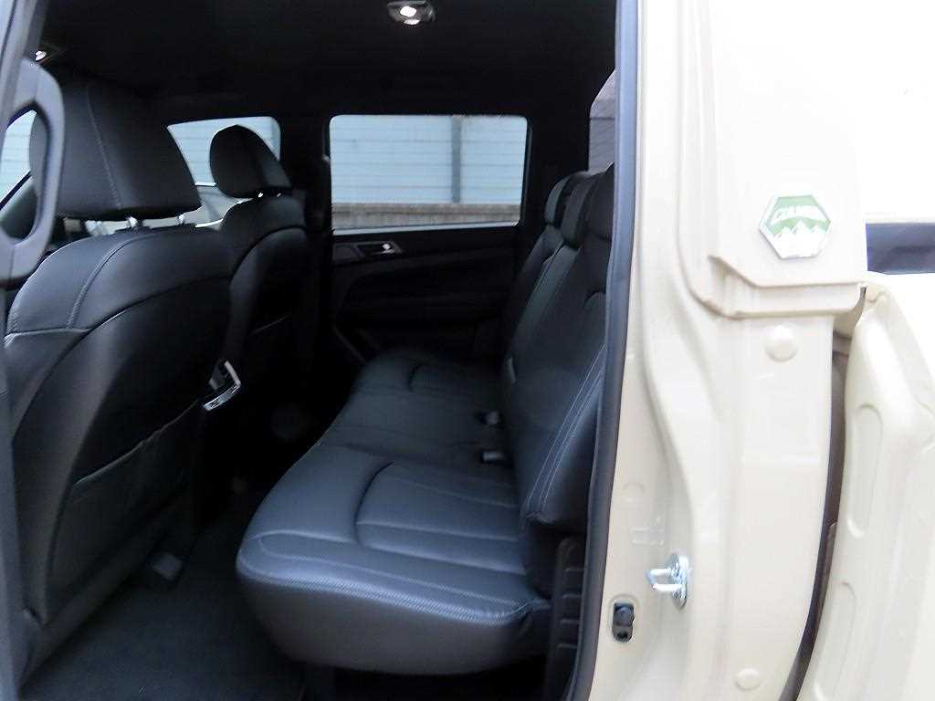 Ssangyong Rexton - Vista 6