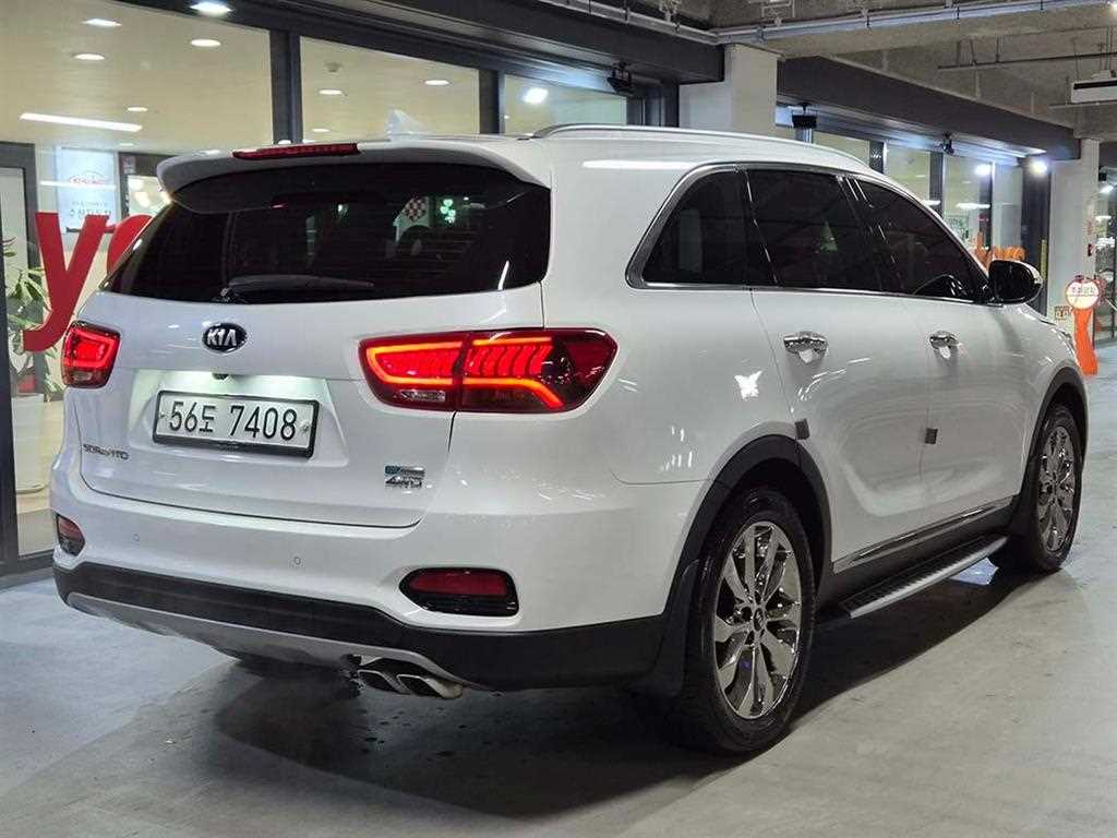 KIA Sorento - Vista 4