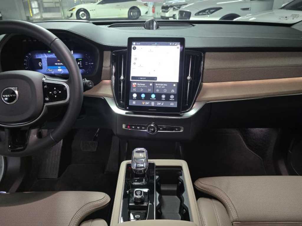 Volvo XC90 - Vista 11