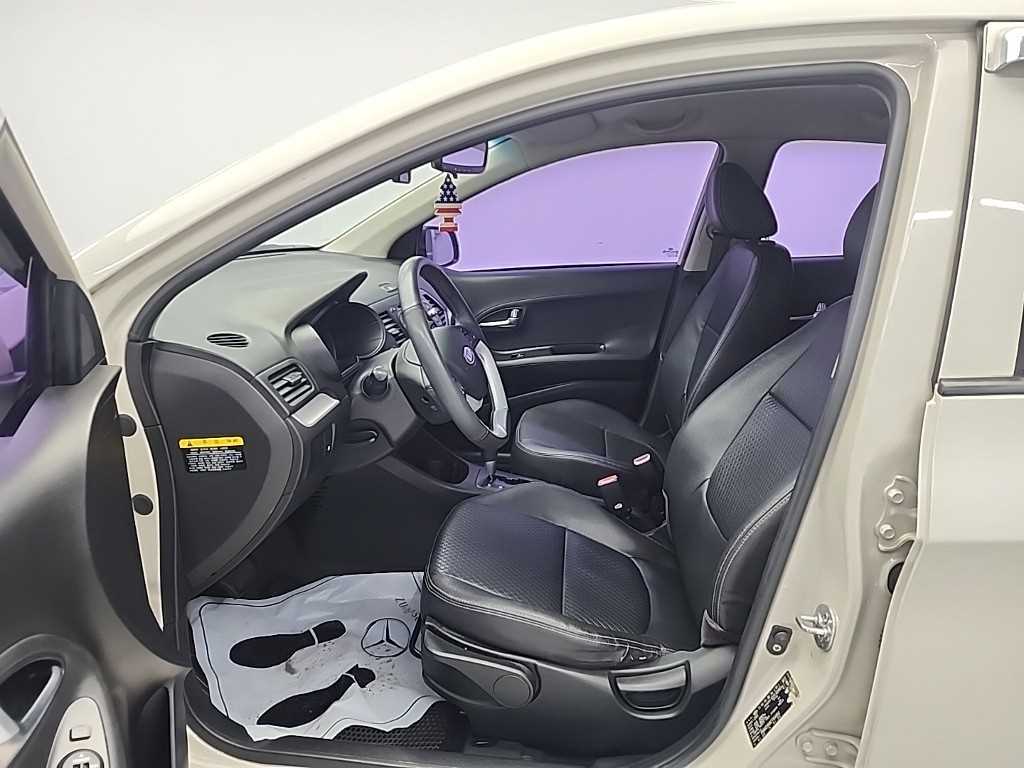 KIA Morning - Vista 11