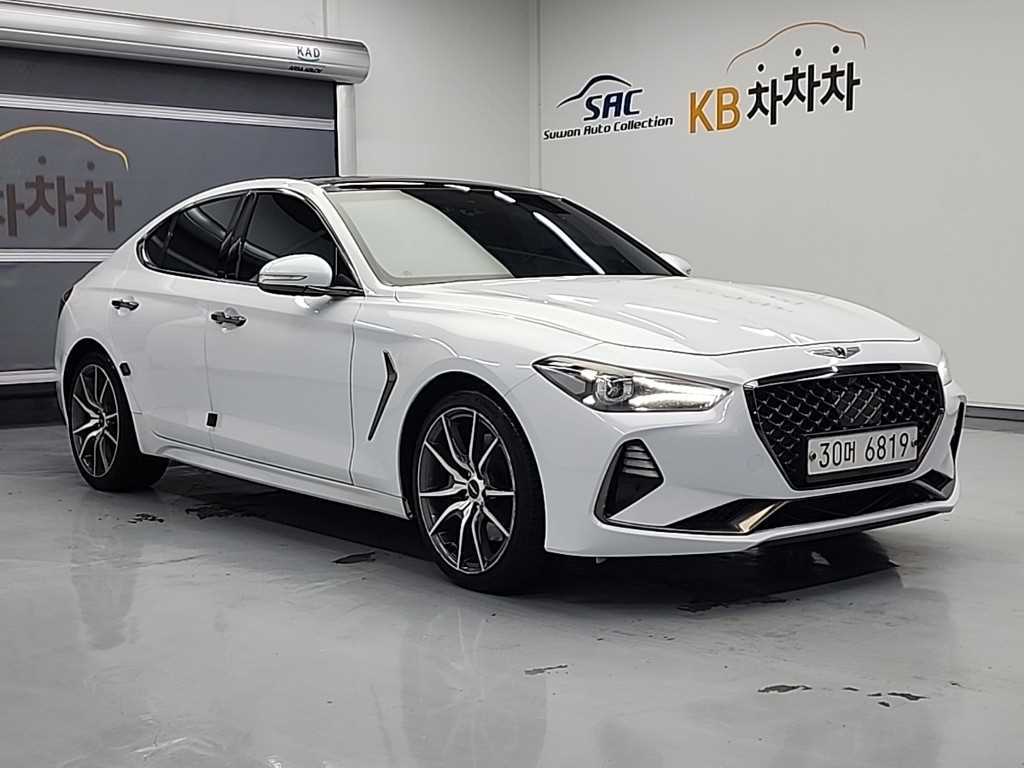 Genesis G70 - Vista 4