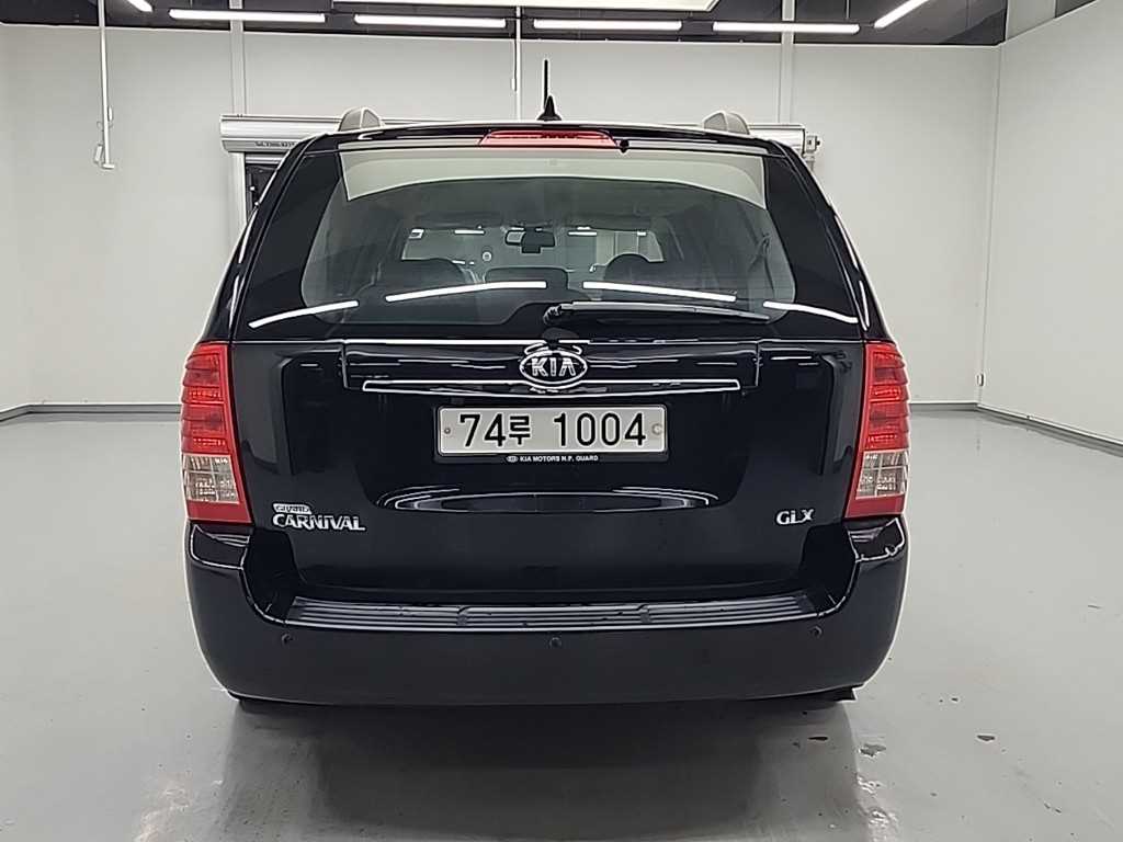 KIA Carnival - Vista 3