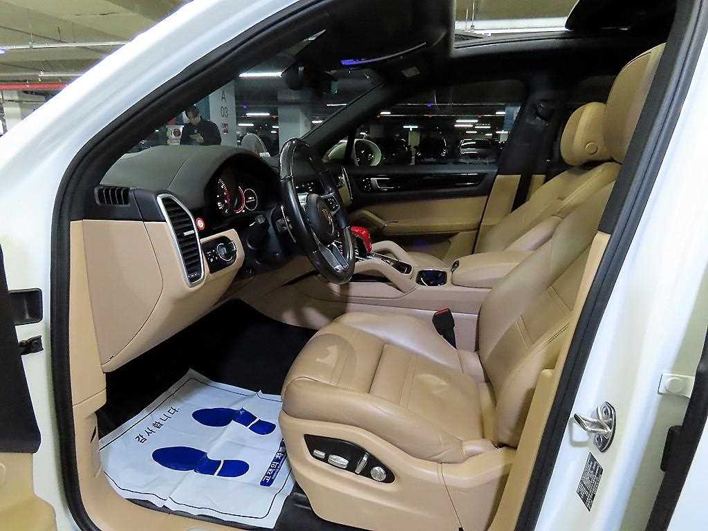 Porsche Cayenne - Vista 6