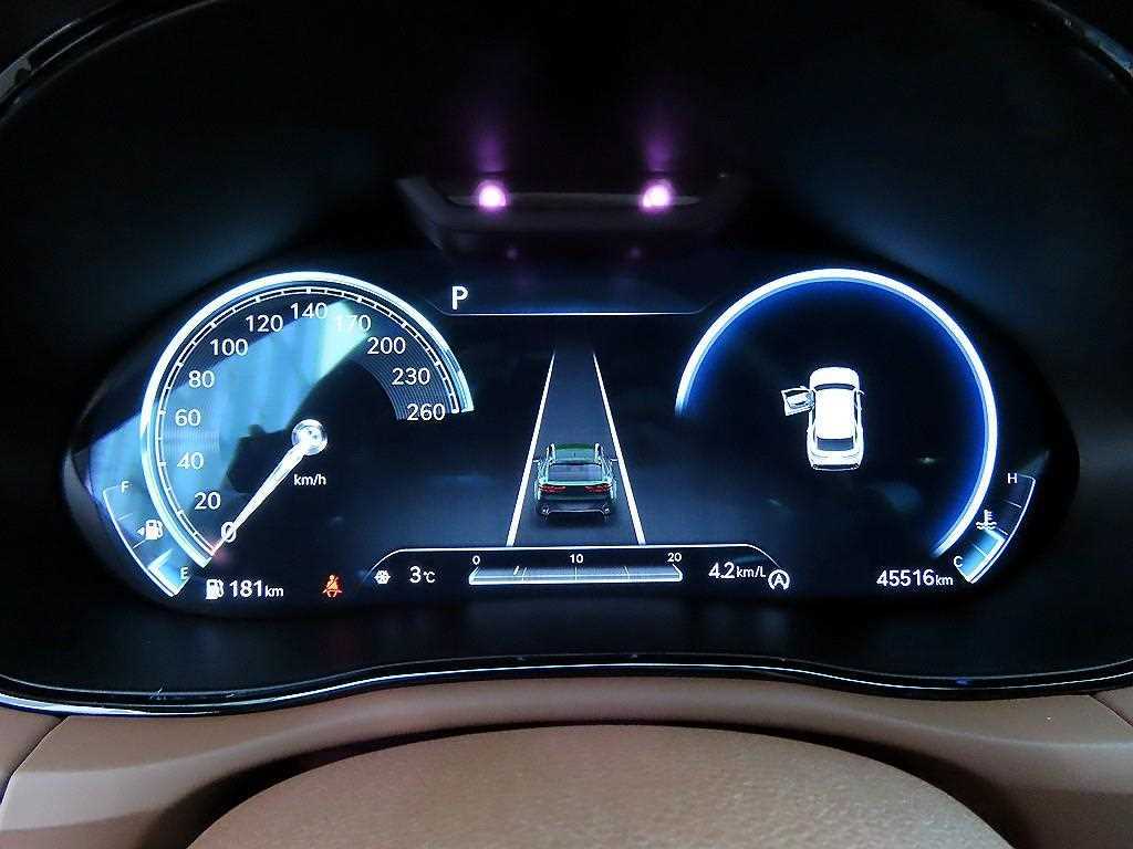 Genesis GV70 - Vista 9