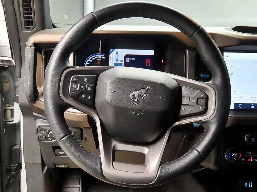 Ford Bronco - Vista 9