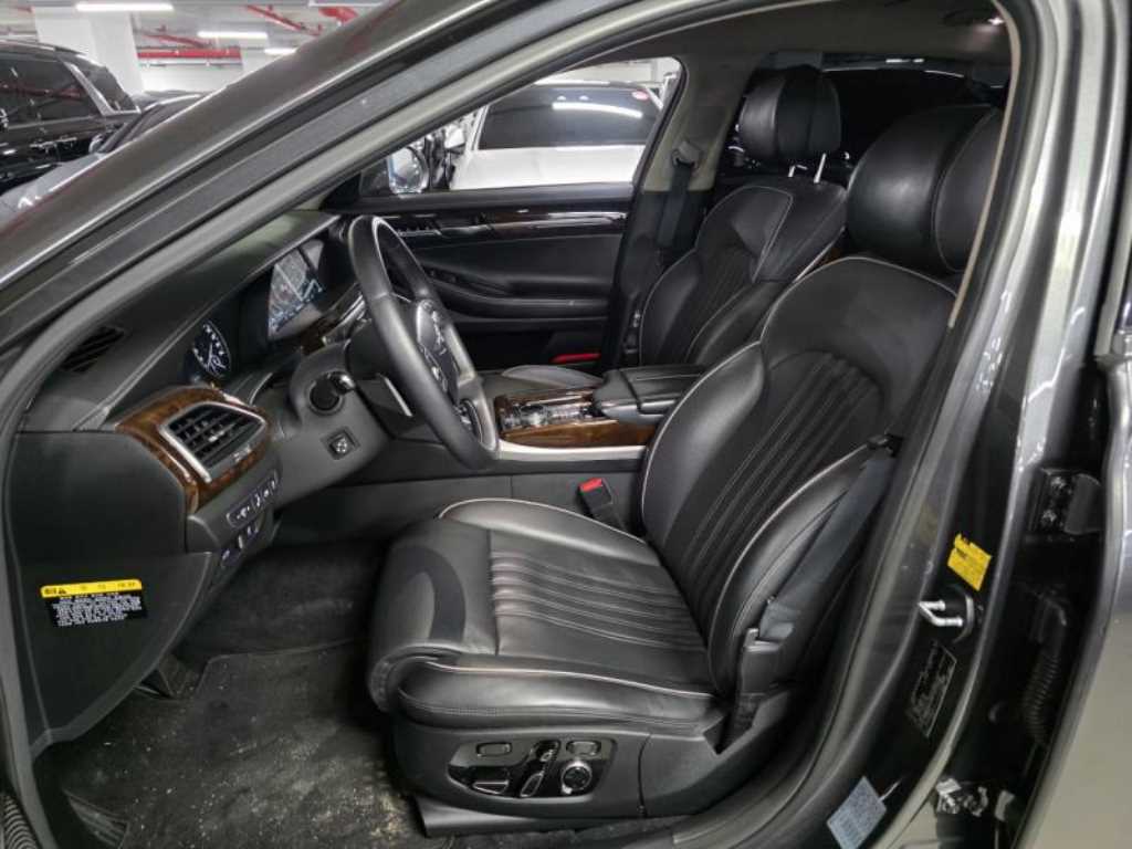 Genesis EQ900 - Vista 8