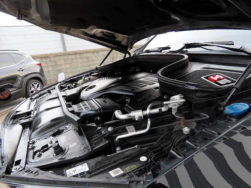 Mercedes Benz GLE Class 2020 Negro - Importación desde Corea - HF Imports Iquique - Foto 19