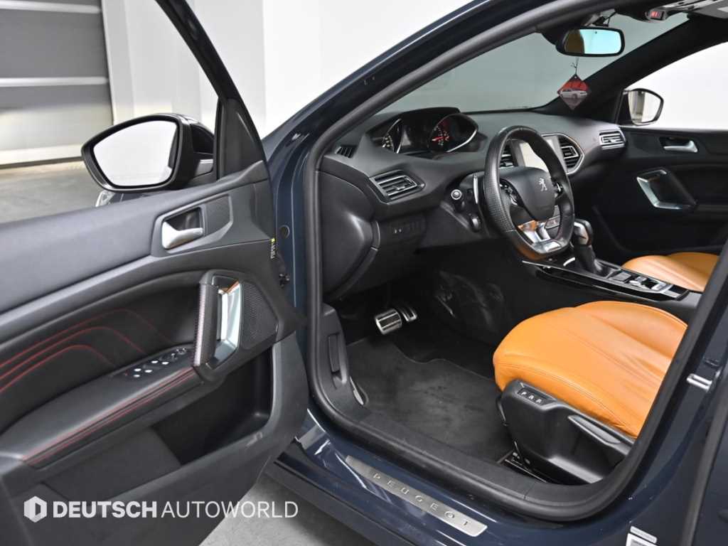 Peugeot 308 - Vista 11