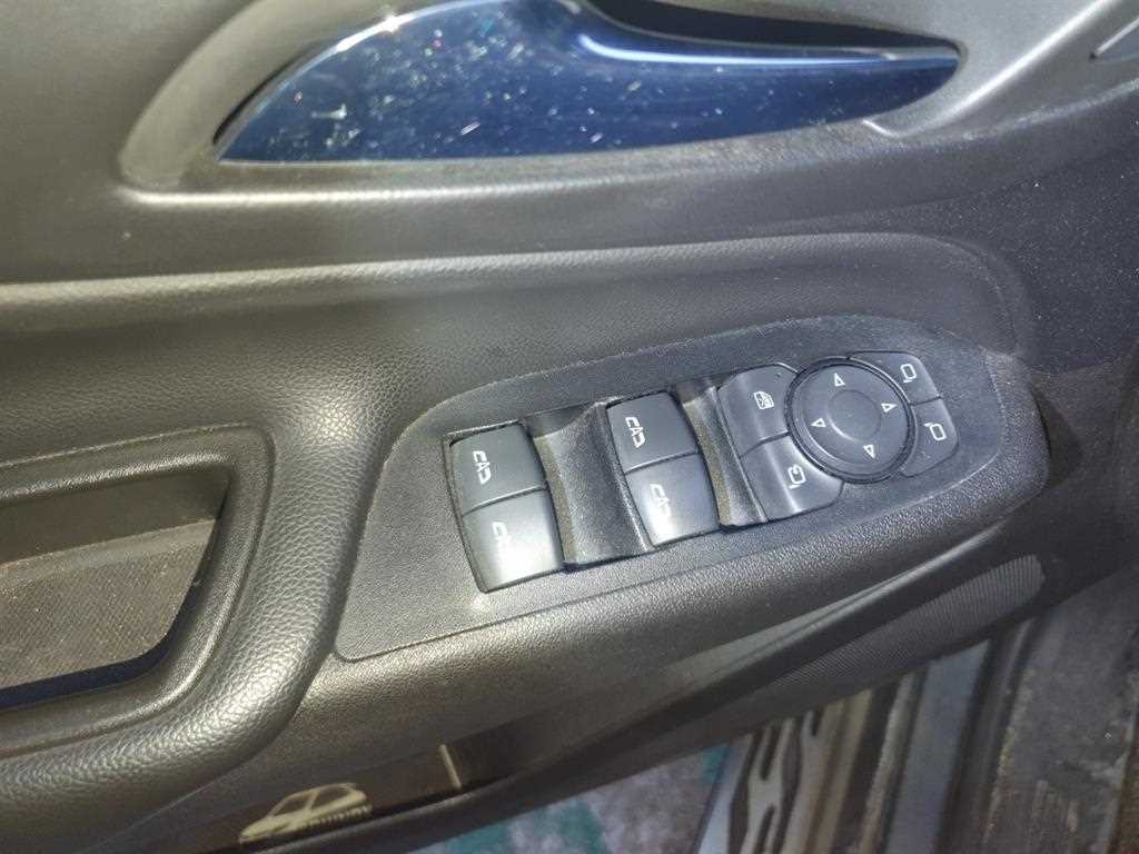 Chevrolet Equinox - Vista 5