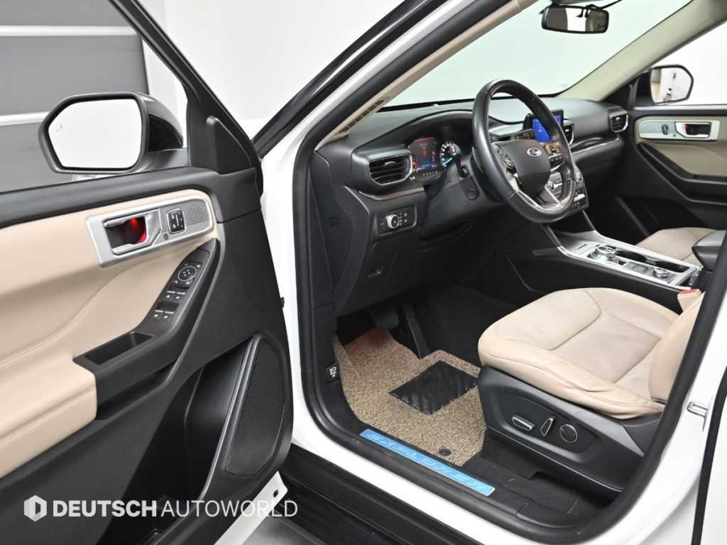 Ford Explorer - Vista 11