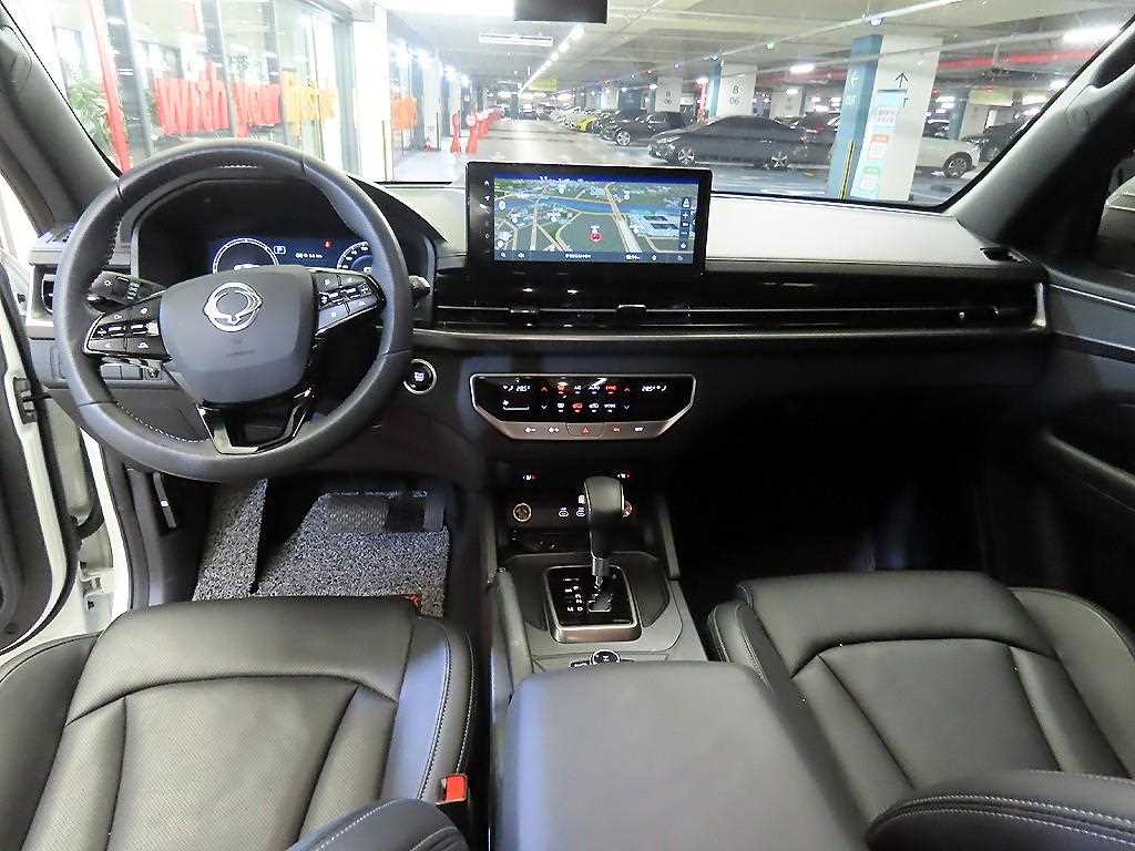 Ssangyong Rexton - Vista 10