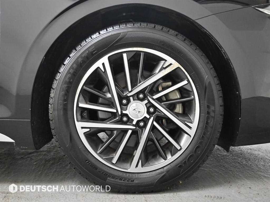 HYUNDAI Grandeur - Vista 5