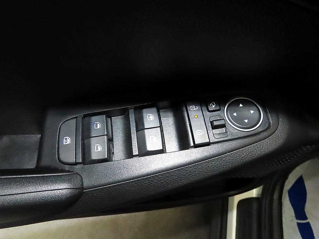 KIA Seltos 2025 Blanco - Importación desde Corea - HF Imports Iquique - Foto 13