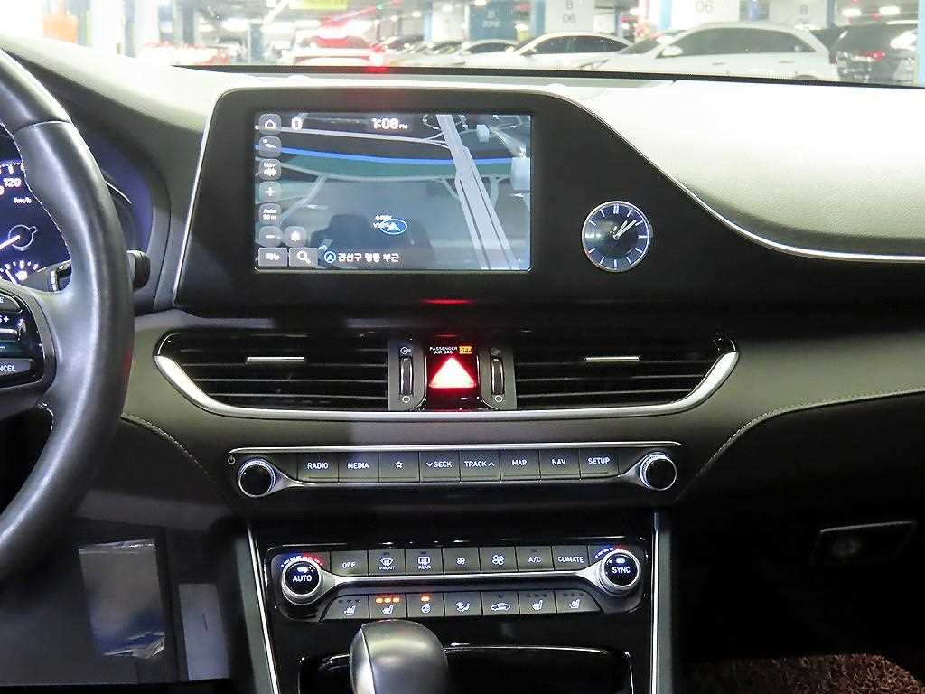 HYUNDAI Grandeur - Vista 11