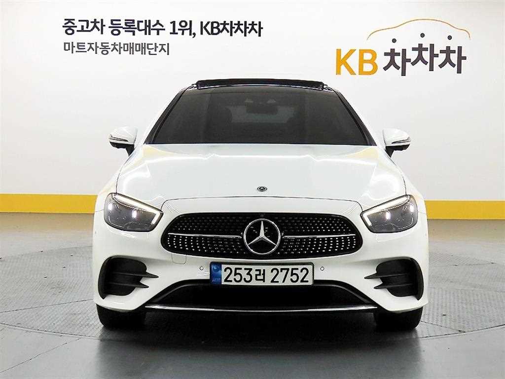Mercedes Benz E class 2022 Blanco - Importación desde Corea - HF Imports Iquique - Foto 1