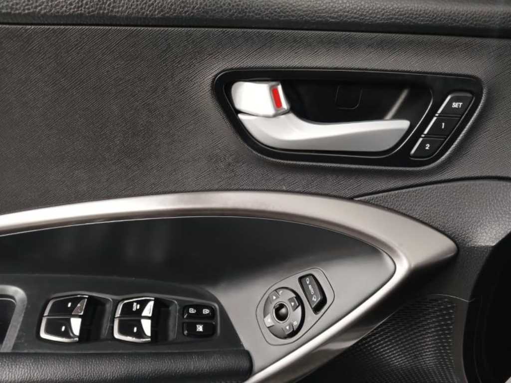 HYUNDAI Santa Fe - Vista 7