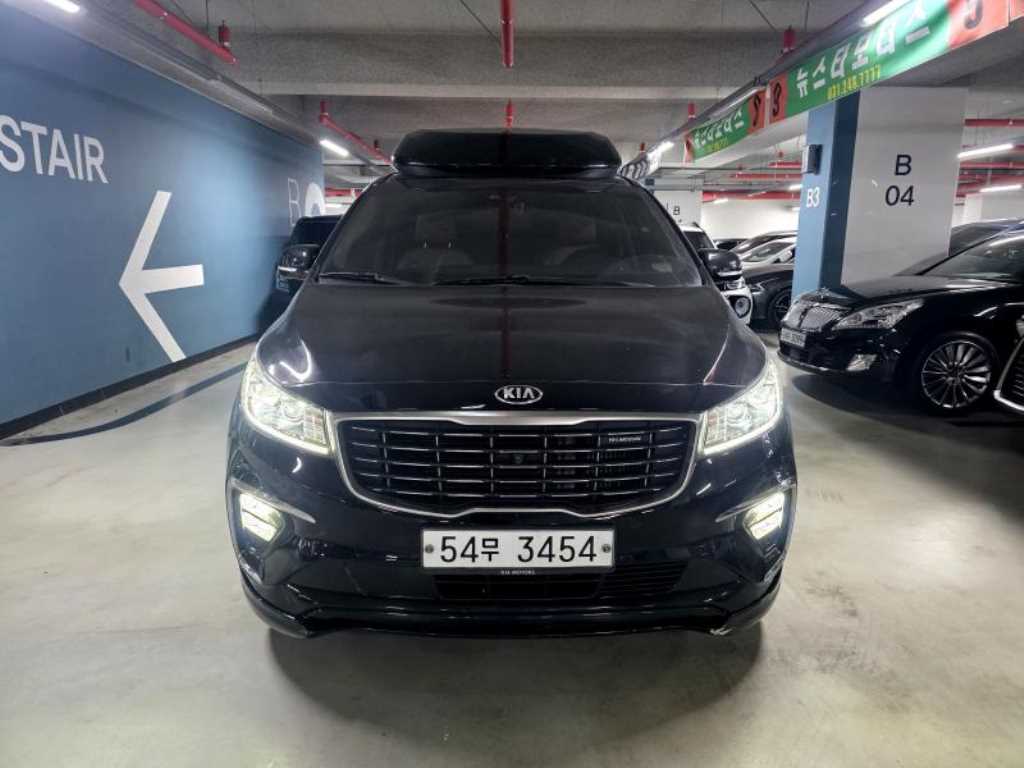 KIA Carnival - Vista 4