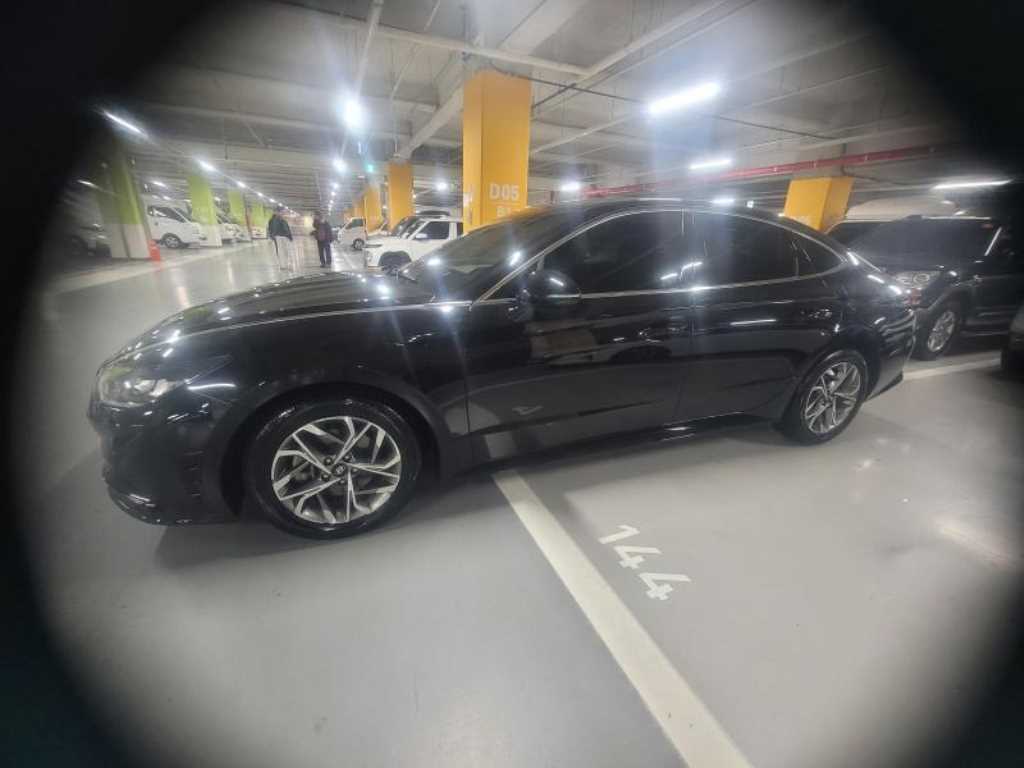 HYUNDAI Sonata - Vista 2