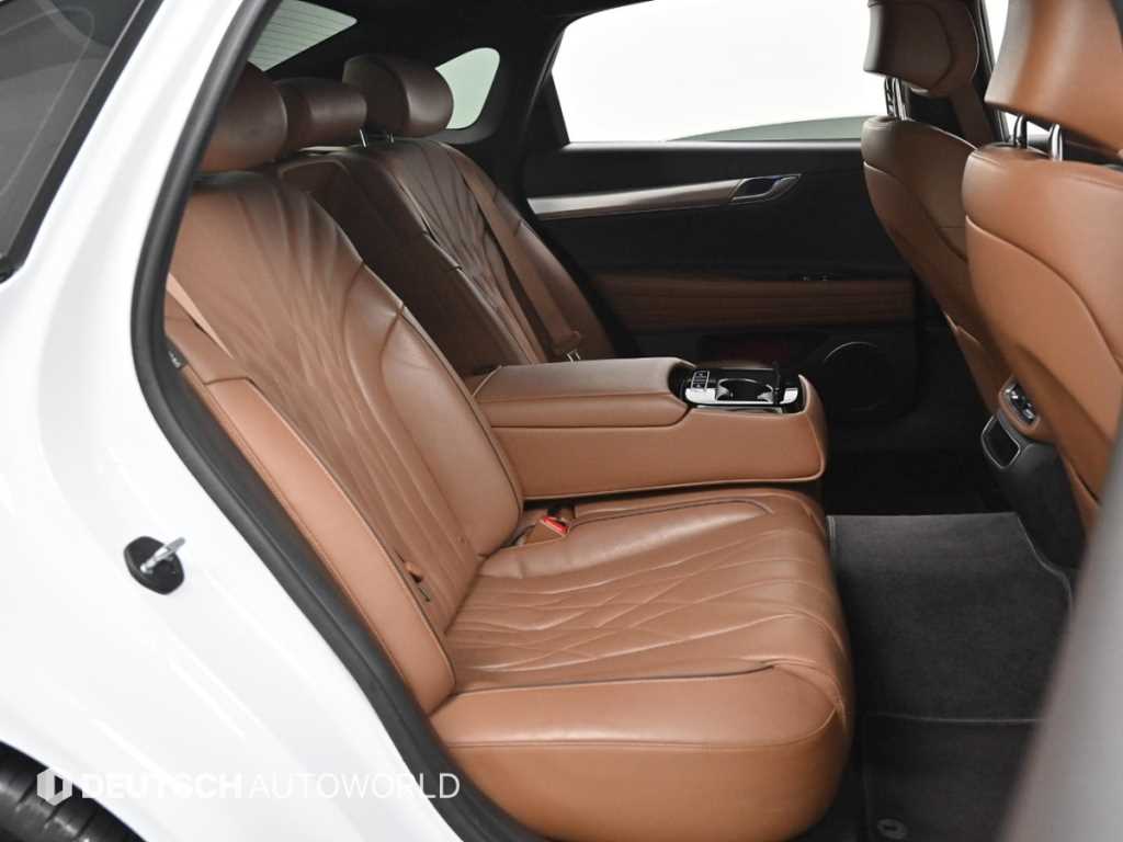 Genesis G80 - Vista 12