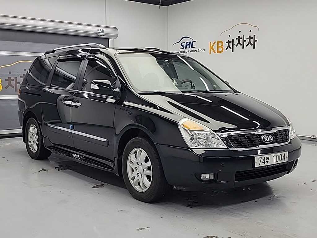 KIA Carnival - Vista 4