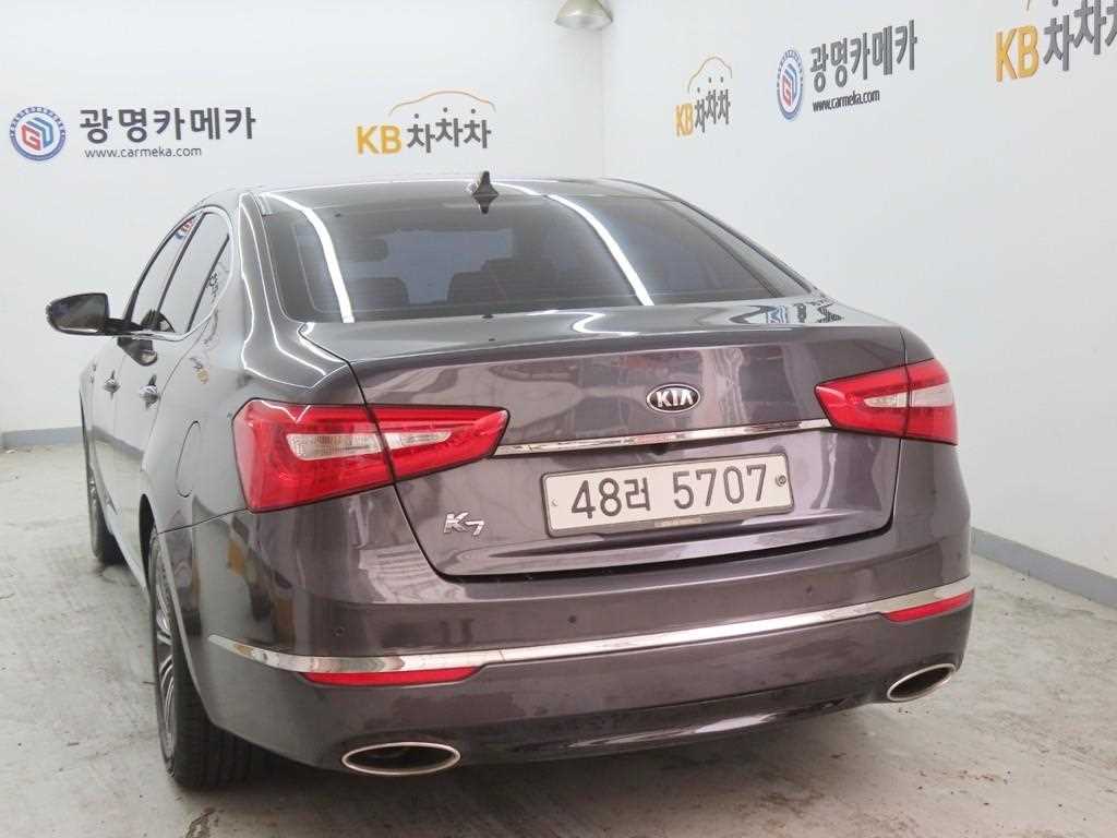 KIA K7 - Vista 4