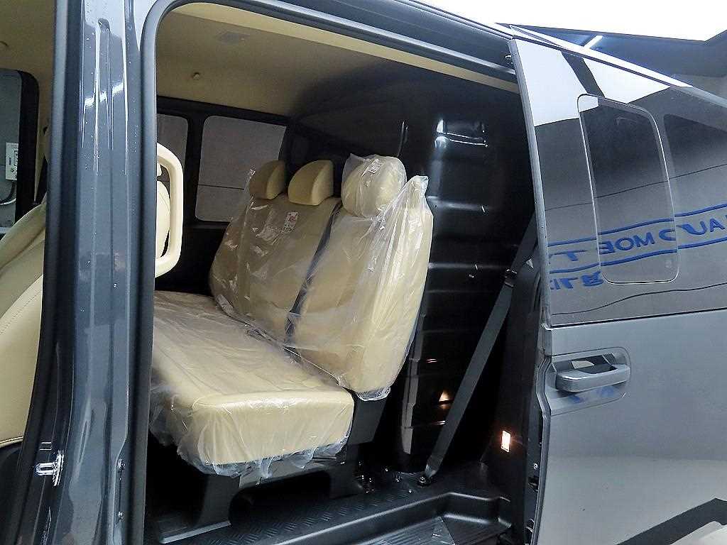 HYUNDAI Staria - Vista 6