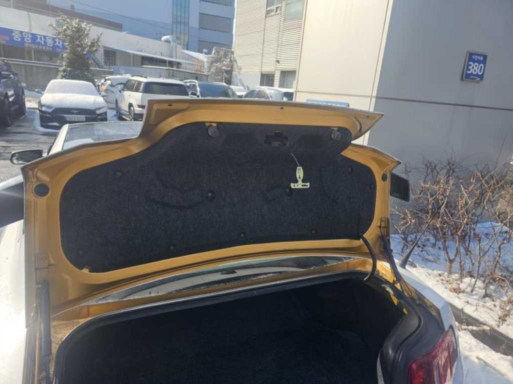 Ford Mustang 2010 Blanco - Importación desde Corea - HF Imports Iquique - Foto 13