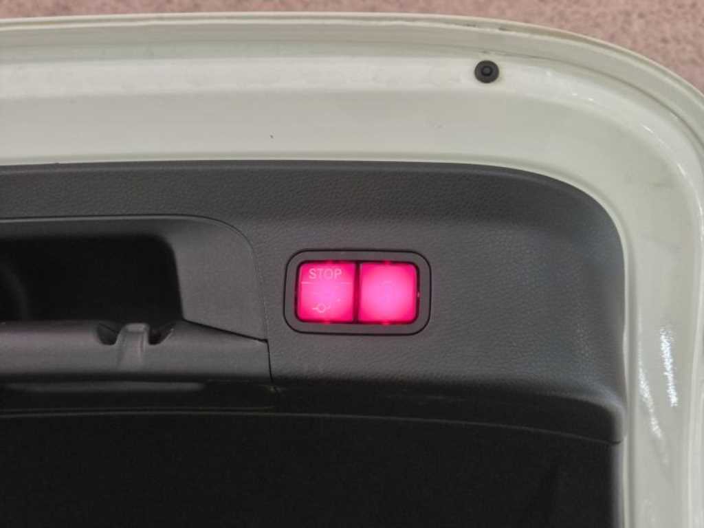 Mercedes Benz GLC Class 2018 - Importación desde Corea - HF Imports Iquique - Foto 19