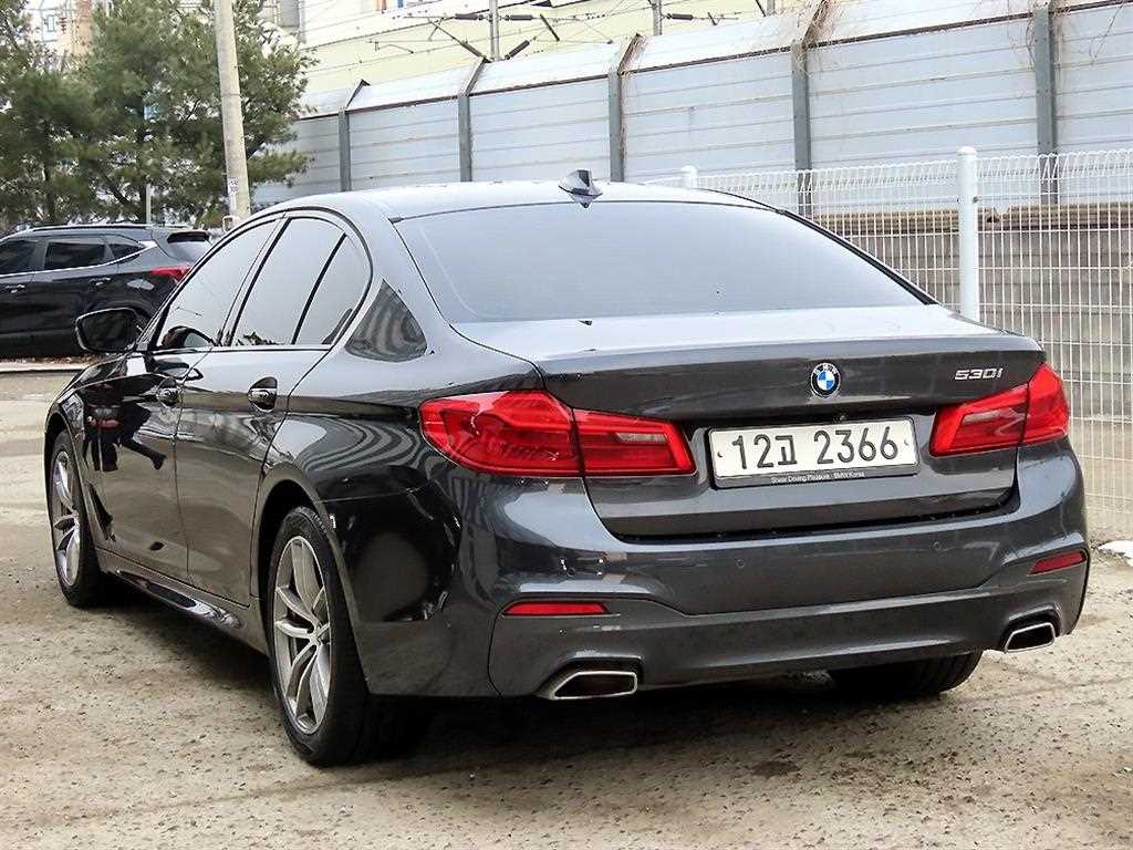 BMW 5 Series - Vista 3