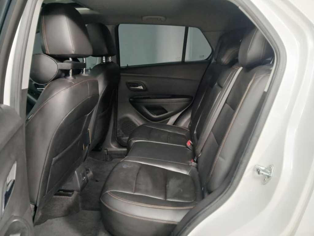 Chevrolet Trax - Vista 7