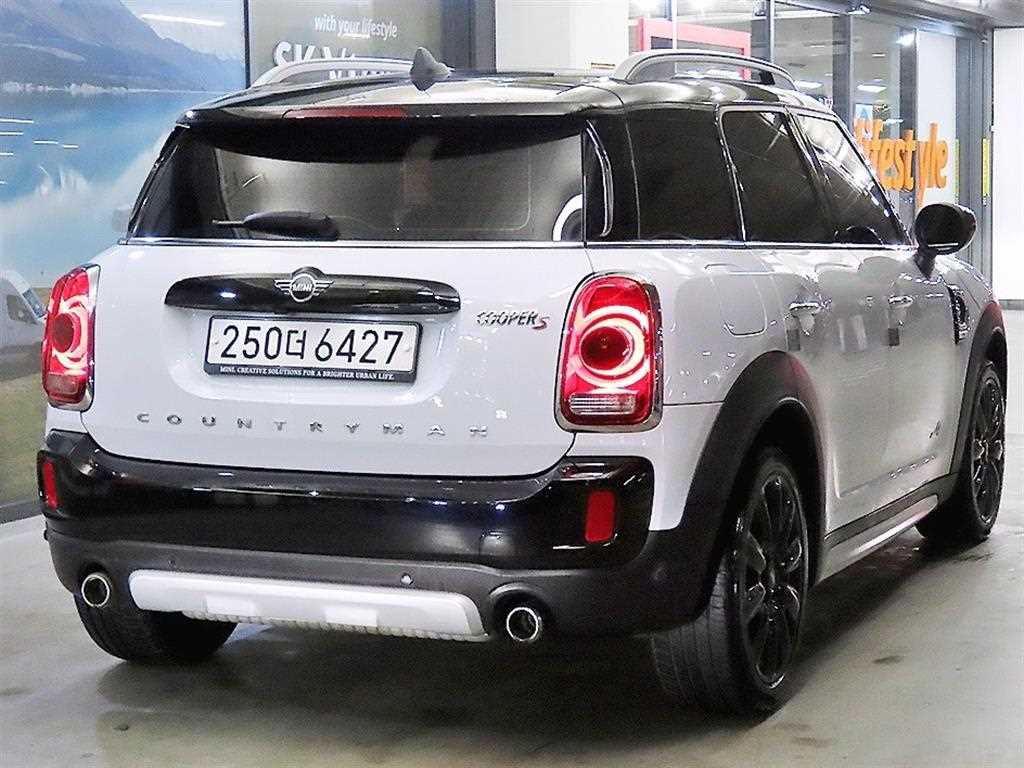 Mini Countryman - Vista 4