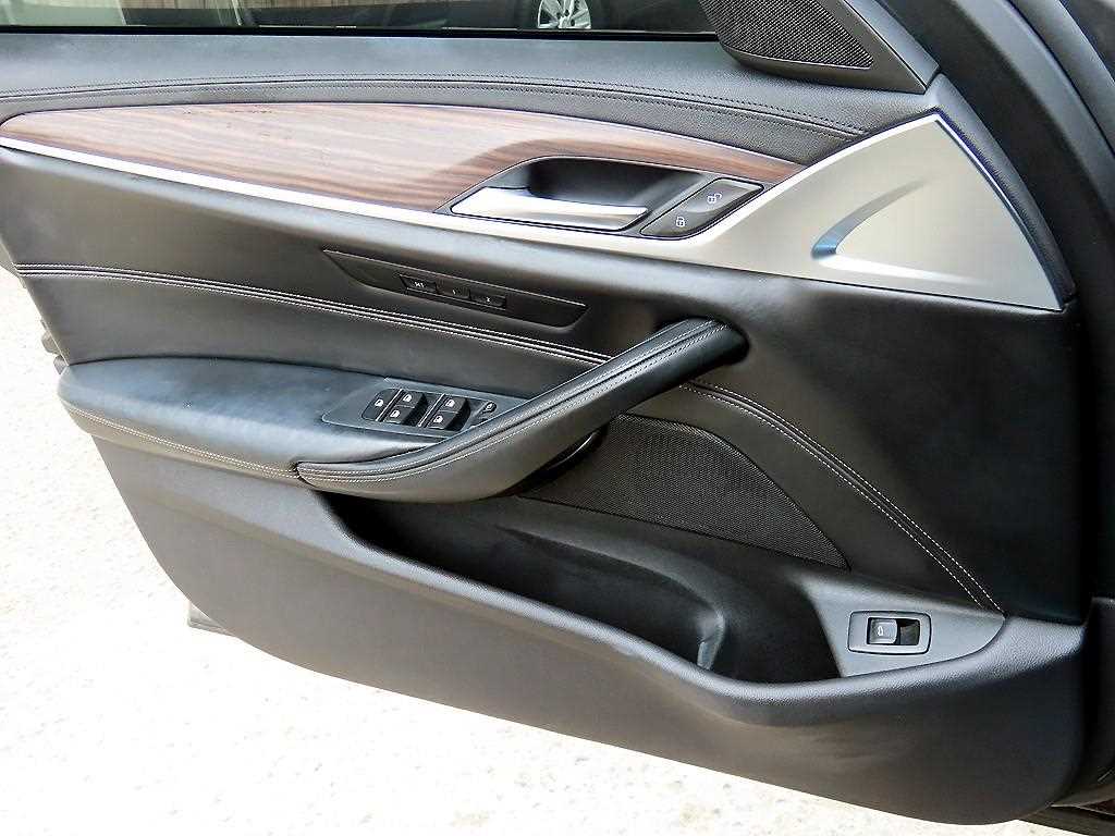 BMW 5 Series - Vista 12