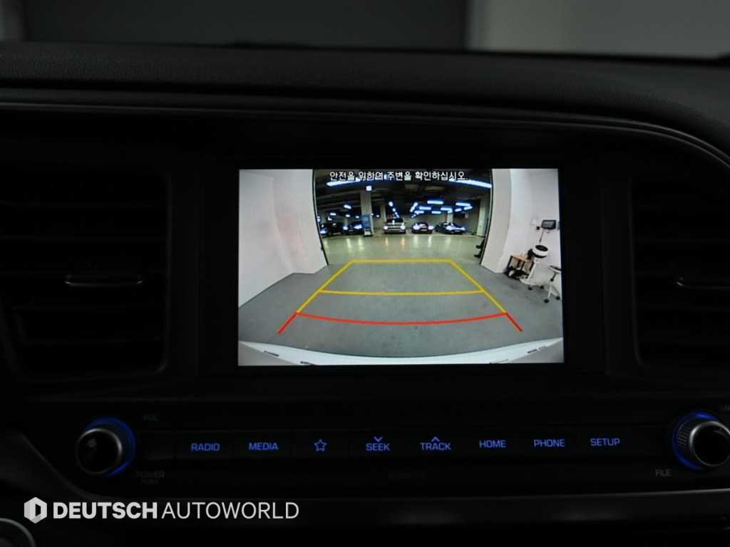 HYUNDAI Avante 2020 Blanco - Importación desde Corea - HF Imports Iquique - Foto 15