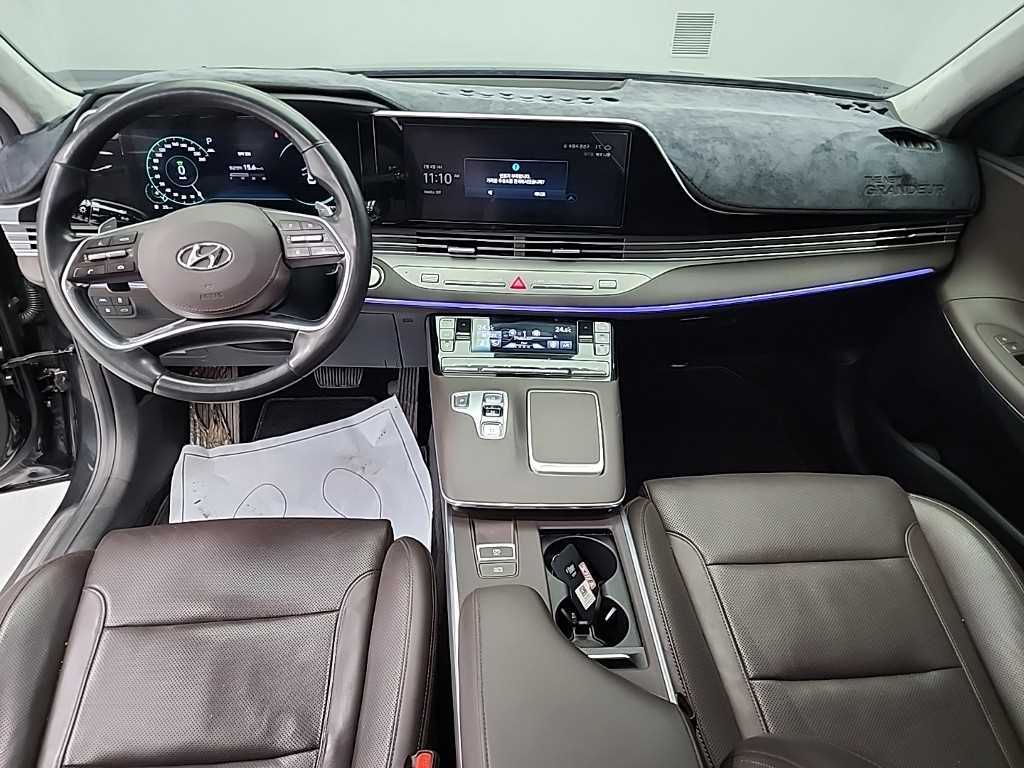 HYUNDAI Grandeur - Vista 7
