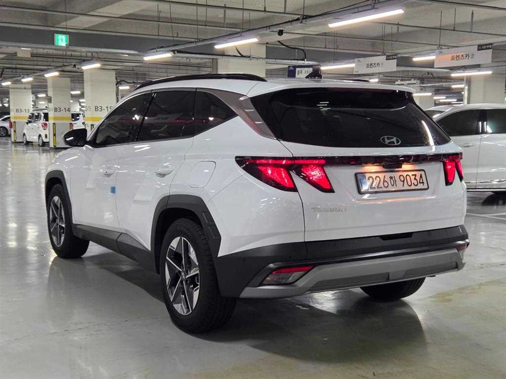 HYUNDAI Tucson - Vista 6
