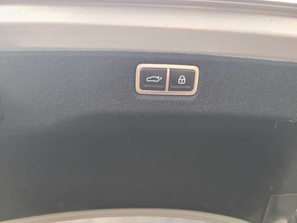 HYUNDAI Sonata - Vista 7