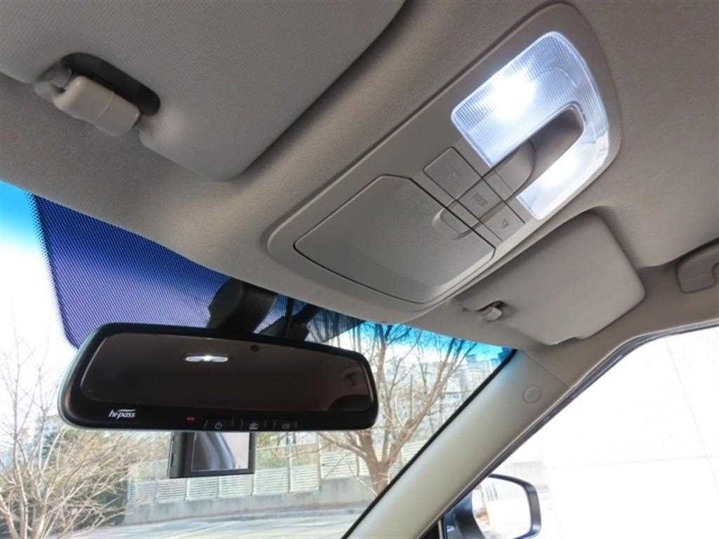 Ssangyong Tivoli - Vista 10