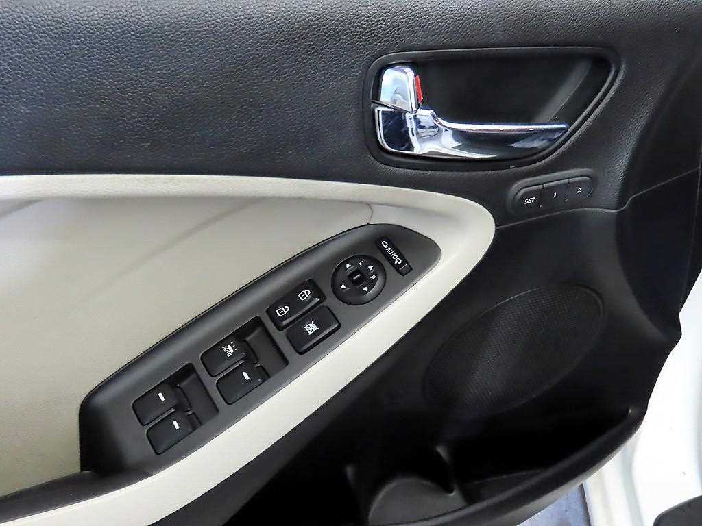 KIA K3 2013 - Importación desde Corea - HF Imports Iquique - Foto 17