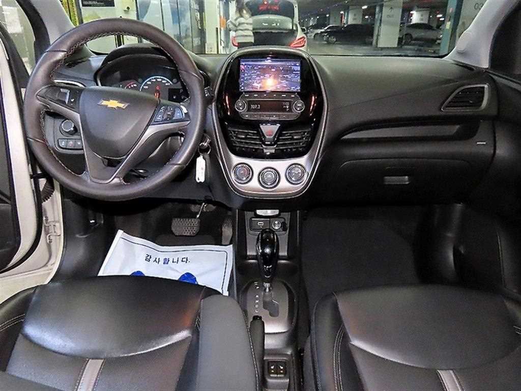 Chevrolet Spark - Vista 10