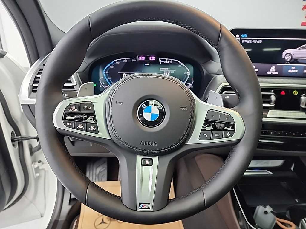 BMW X4 - Vista 9