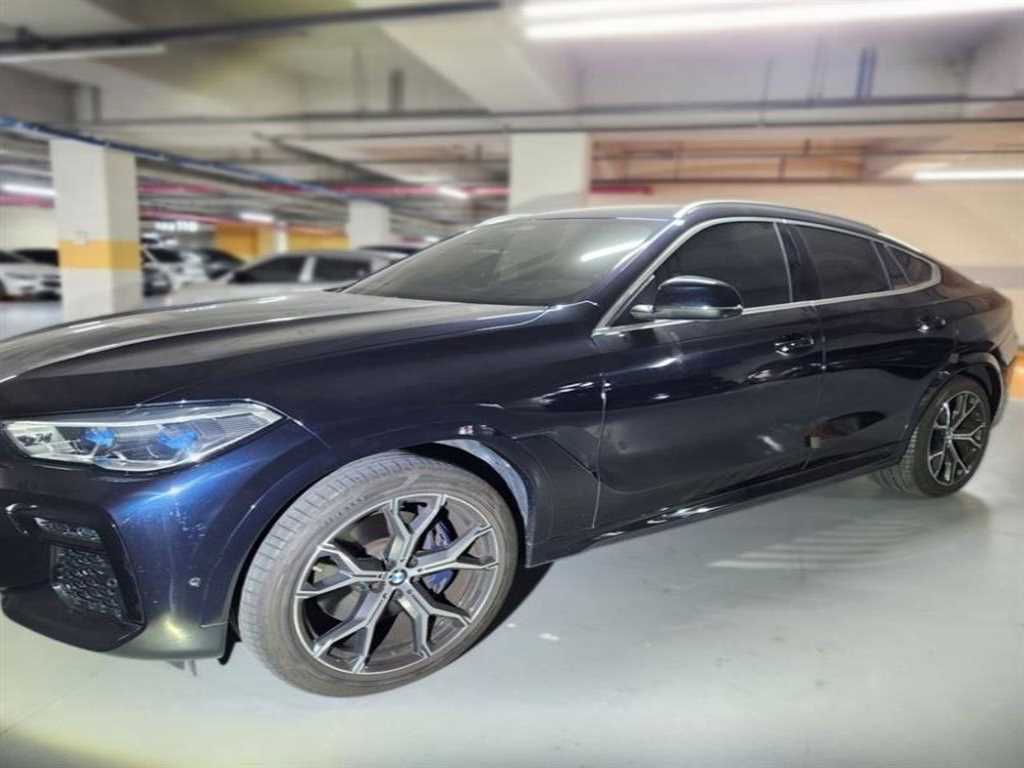 BMW X6 - Vista 2