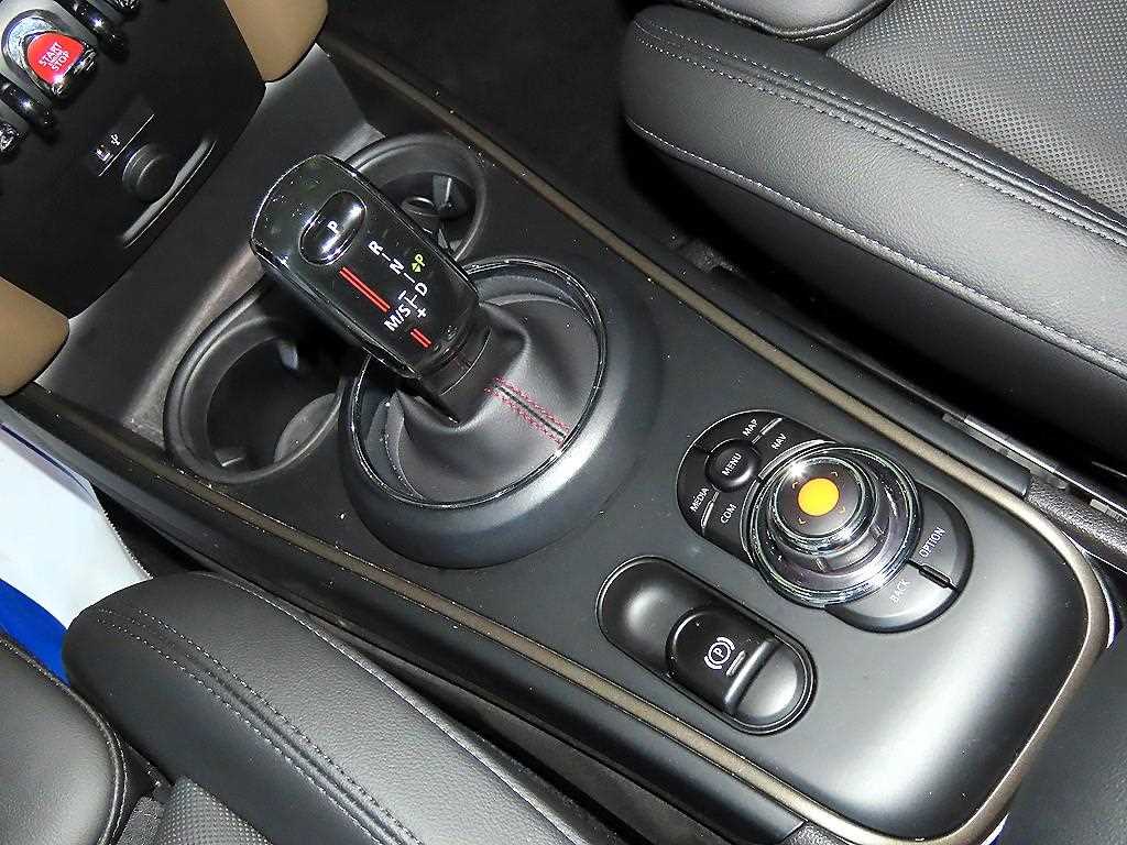 Mini Countryman - Vista 12