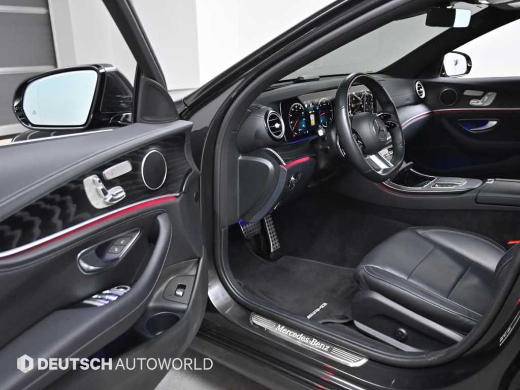 Mercedes Benz E class - Vista 11