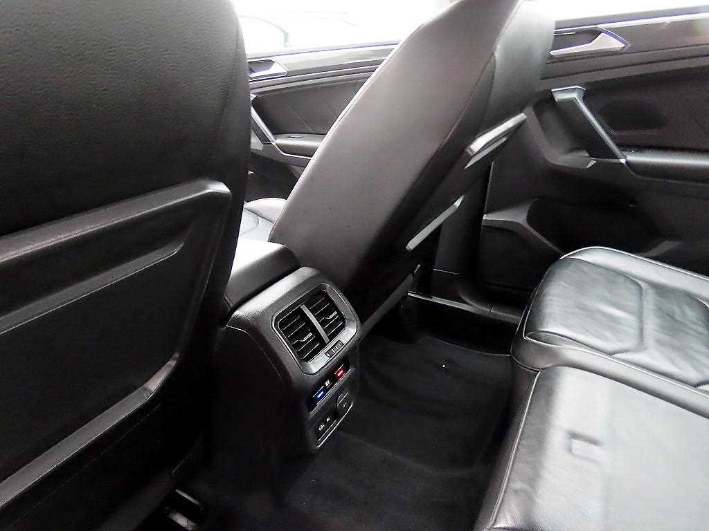 Volkswagen Tiguan 2018 Plateado - Importación desde Corea - HF Imports Iquique - Foto 15