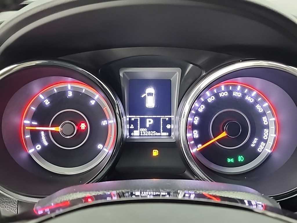 Ssangyong Tivoli - Vista 6