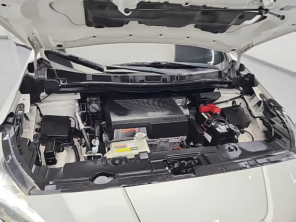 Nissan Leaf - Vista 5