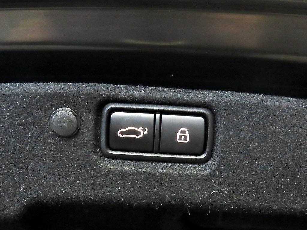 KIA K7 2019 Negro - Importación desde Corea - HF Imports Iquique - Foto 17