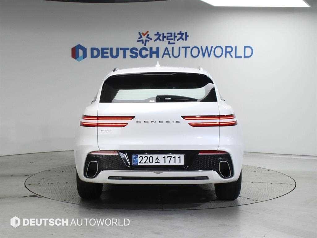 Genesis GV70 - Vista 4